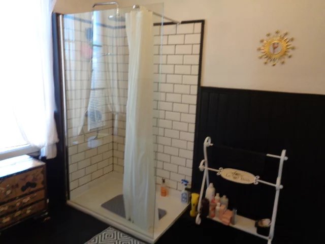 Image No.13-4 Bed House for sale