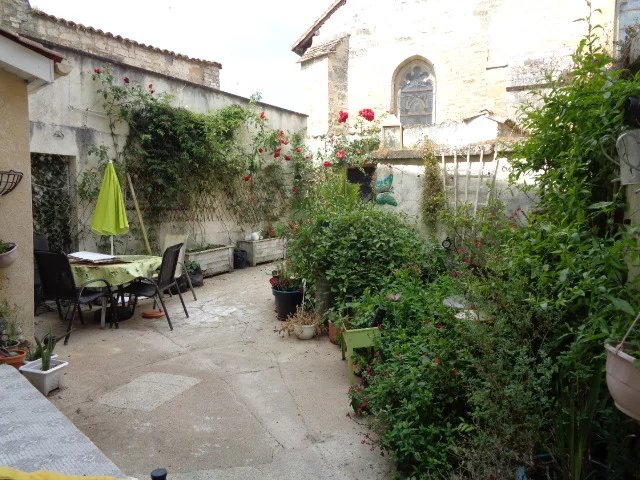 Image No.2-4 Bed House for sale