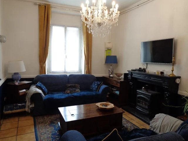 Image No.6-4 Bed House for sale