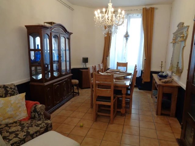 Image No.5-4 Bed House for sale