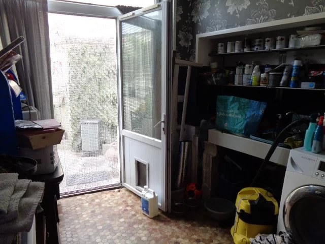 Image No.8-4 Bed House for sale