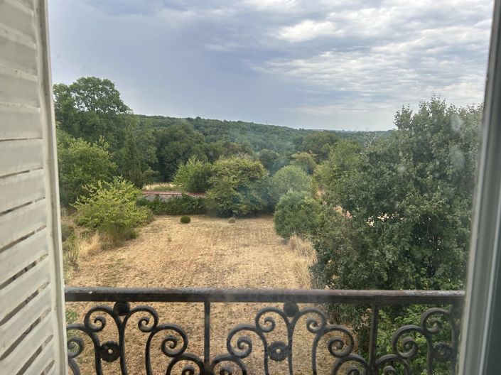 Image No.12-6 Bed House for sale