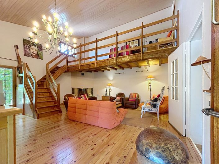 Image No.5-5 Bed House for sale