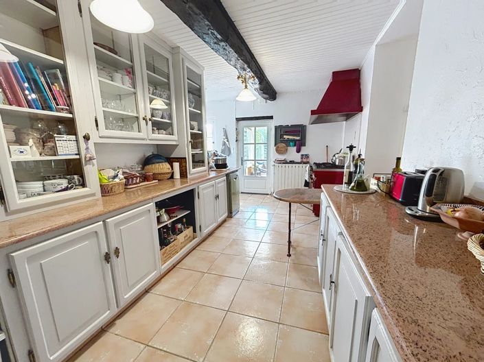 Image No.6-5 Bed House for sale