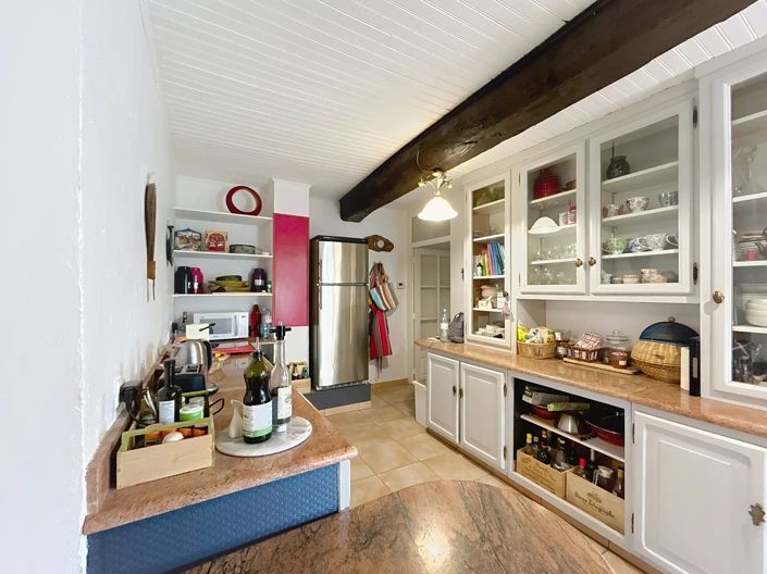 Image No.7-5 Bed House for sale