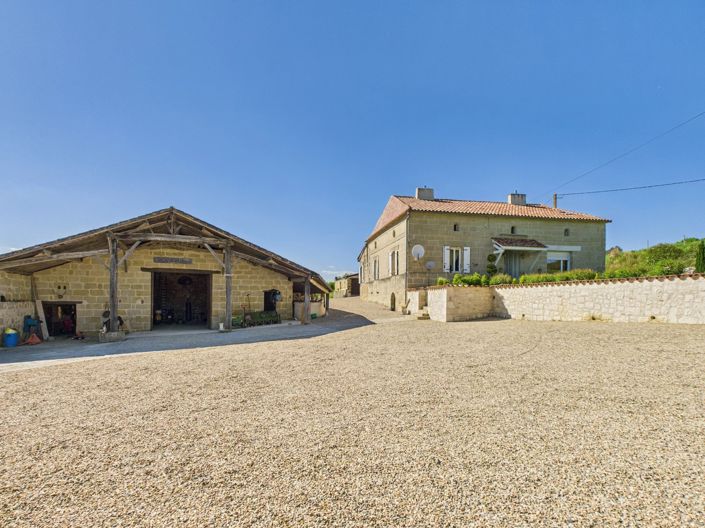 Image No.1-4 Bed House for sale