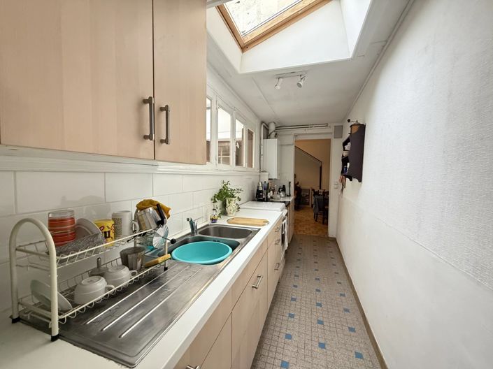 Image No.6-4 Bed House for sale