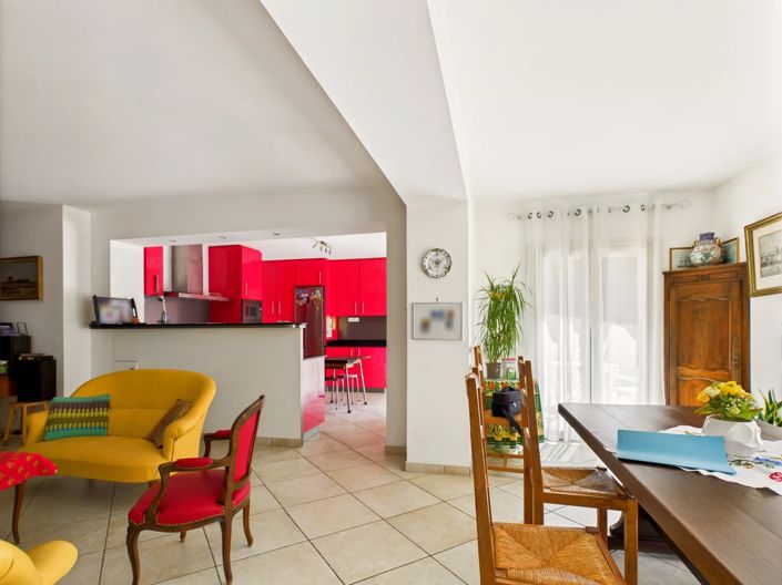 Image No.4-House for sale