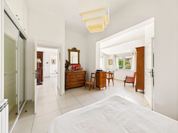 Image No.7-House for sale