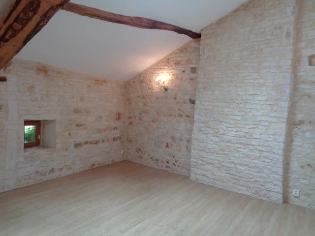 Image No.8-3 Bed House for sale