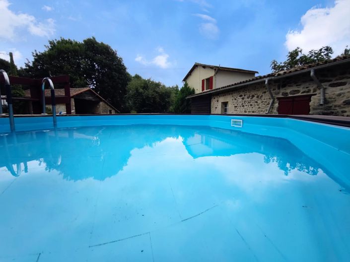 Image No.2-3 Bed House for sale