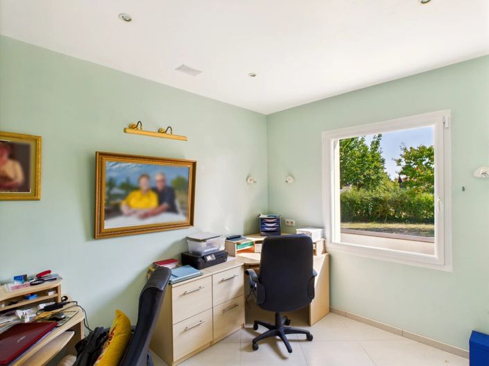 Image No.13-4 Bed House for sale