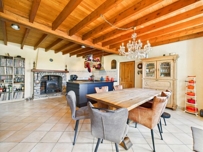 Image No.3-4 Bed House for sale