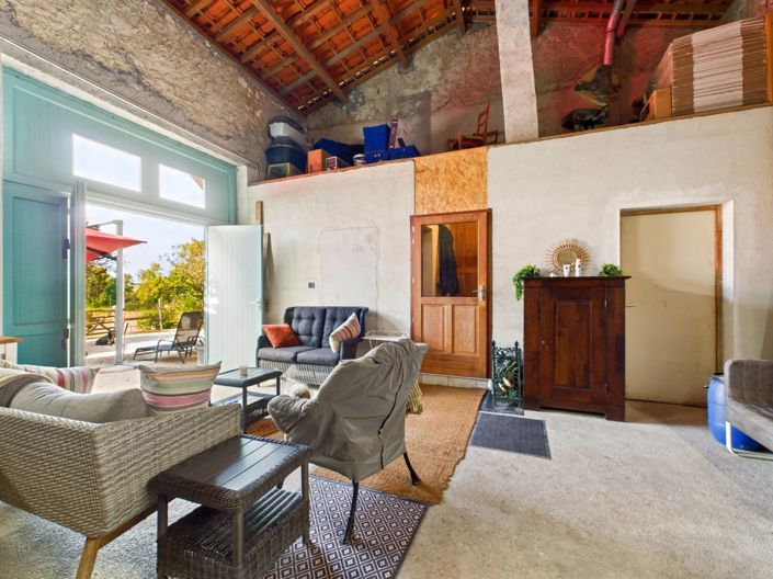 Image No.7-4 Bed House for sale