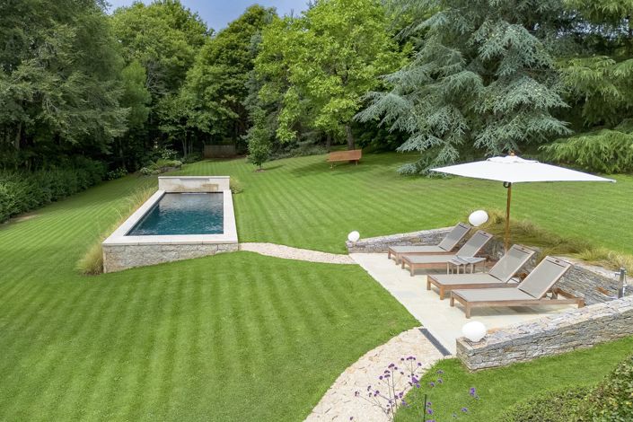 Image No.14-6 Bed House for sale