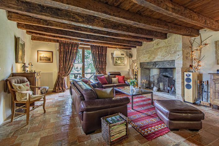 Image No.3-6 Bed House for sale