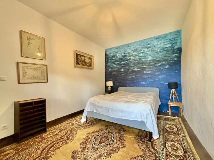 Image No.13-6 Bed House for sale
