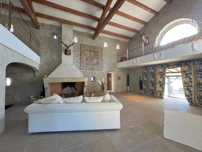 Image No.11-10 Bed House for sale