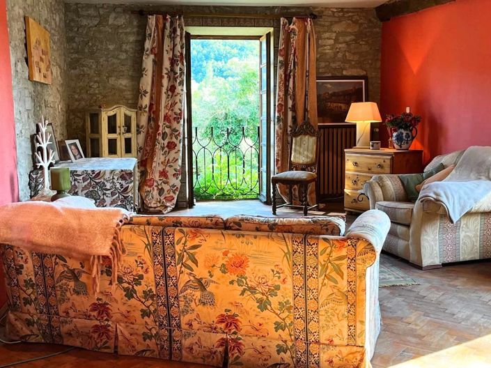 Image No.4-10 Bed House for sale