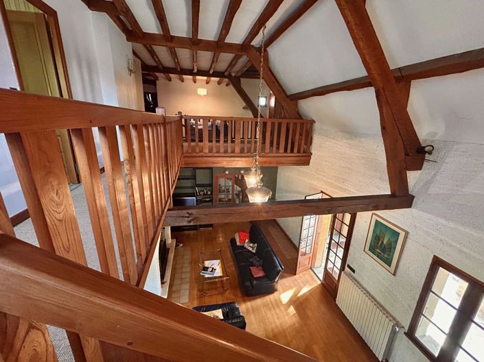 Image No.4-6 Bed House for sale