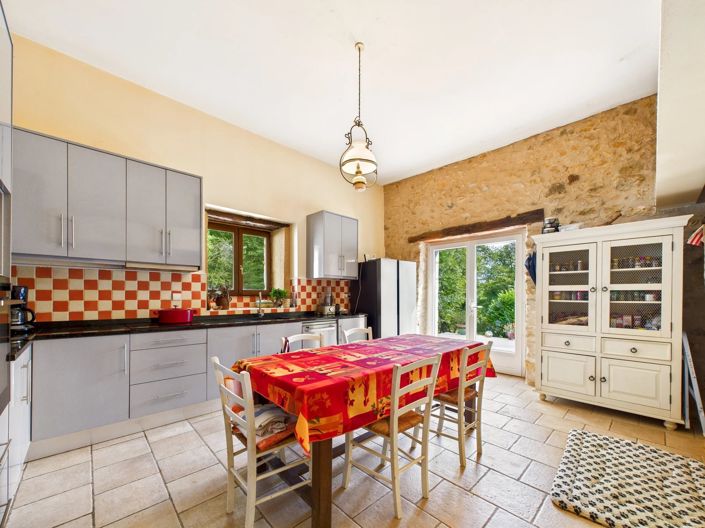 Image No.4-4 Bed House for sale