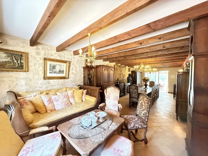 Image No.7-4 Bed House for sale