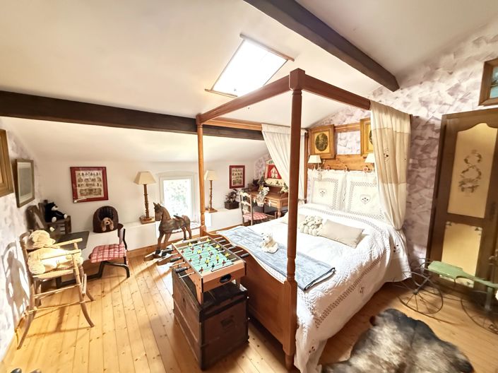 Image No.9-4 Bed House for sale