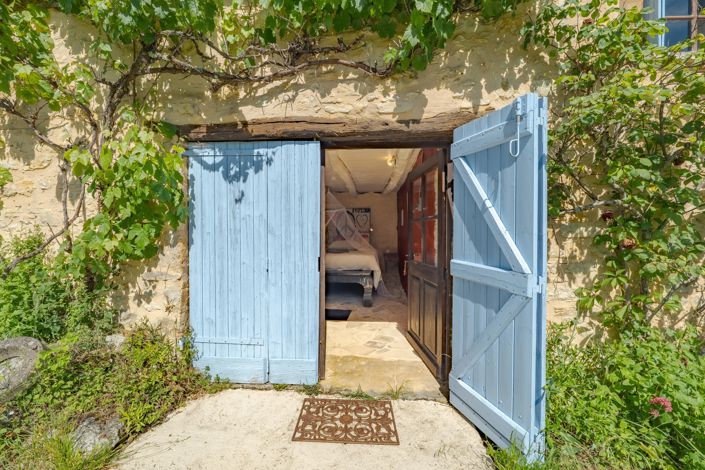 Image No.12-3 Bed House for sale