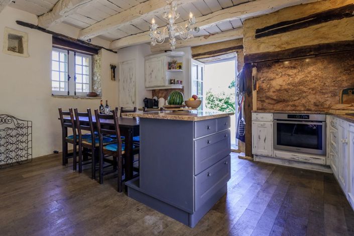 Image No.3-4 Bed House for sale