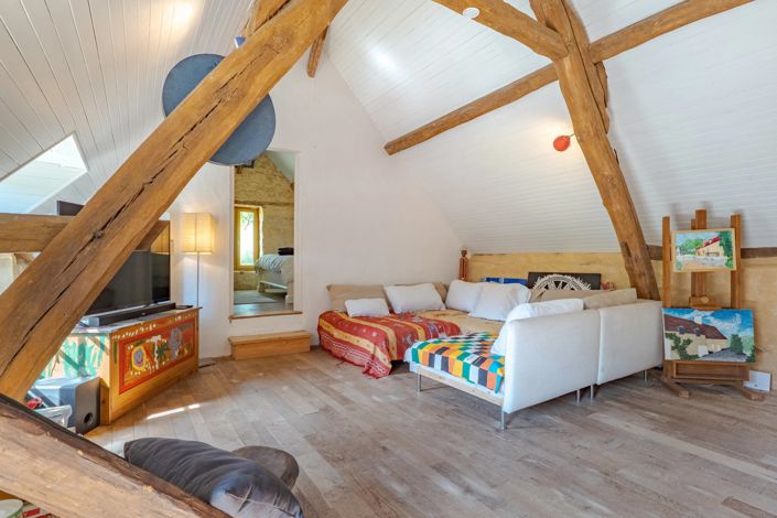 Image No.9-3 Bed House for sale