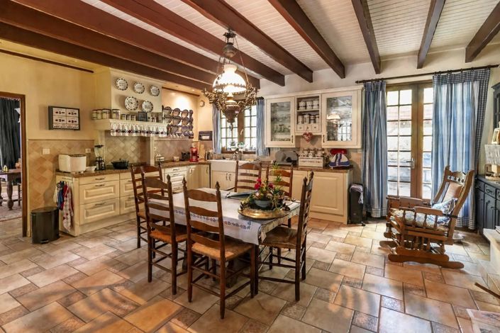 Image No.4-5 Bed House for sale