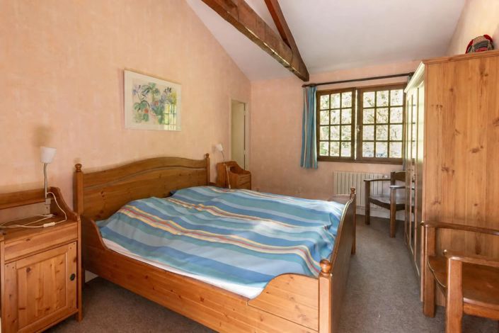 Image No.9-5 Bed House for sale
