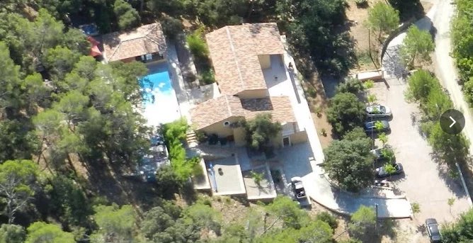 Image No.10-8 Bed House for sale