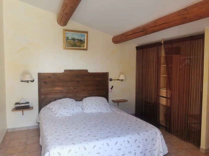 Image No.13-8 Bed House for sale