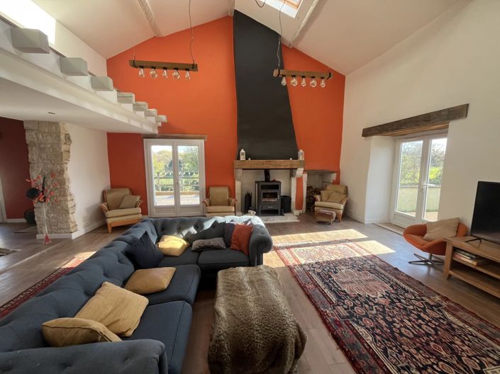 Image No.3-2 Bed House for sale