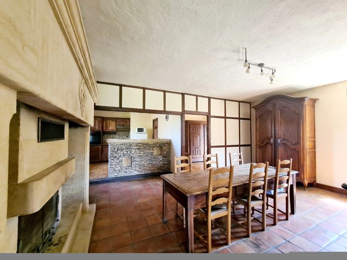Image No.2-3 Bed House for sale