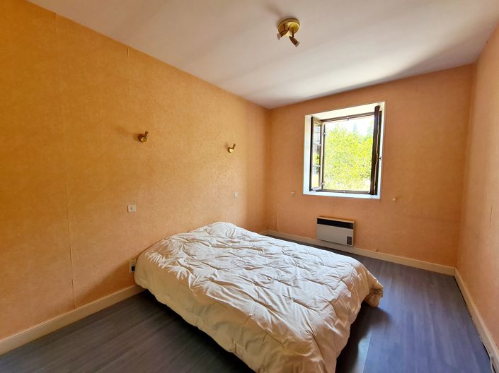 Image No.9-3 Bed House for sale