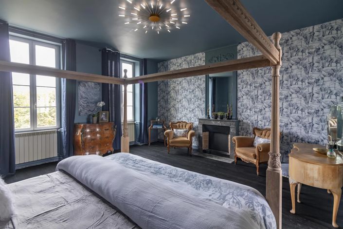 Image No.9-8 Bed House for sale