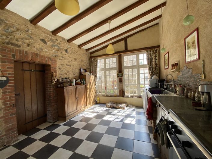 Image No.4-3 Bed Village House for sale