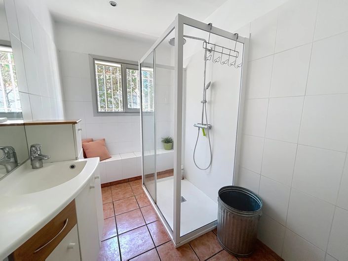 Image No.14-5 Bed House for sale