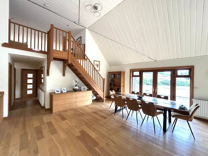 Image No.7-4 Bed House for sale