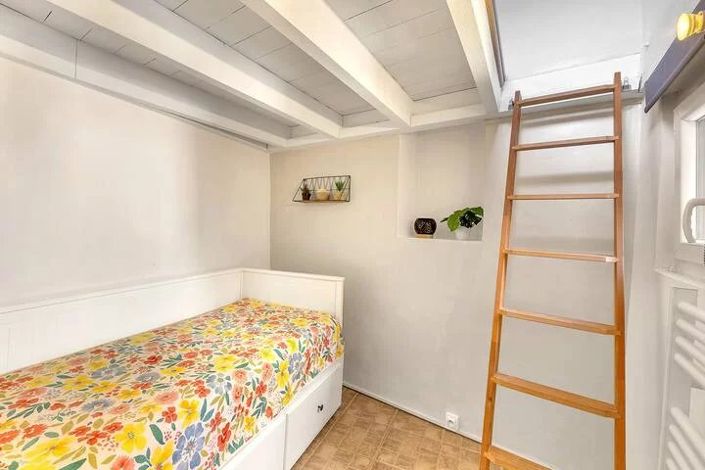 Image No.8-1 Bed Property for sale