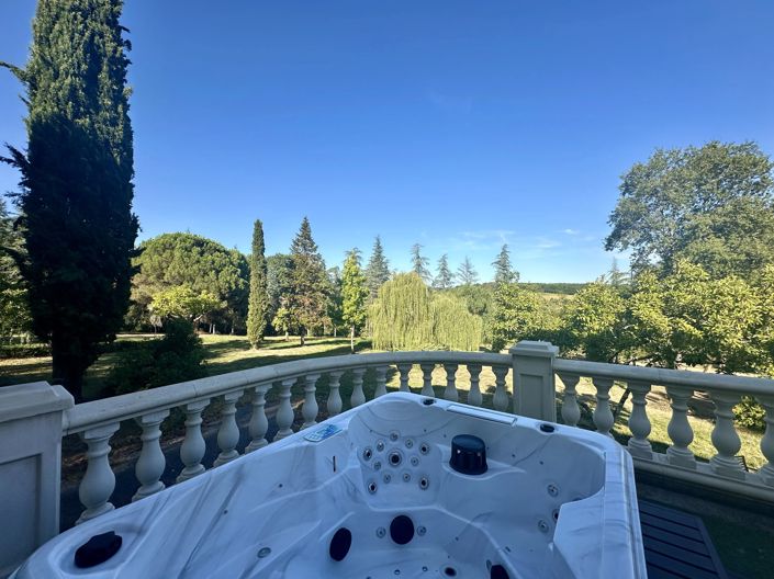 Image No.13-6 Bed House for sale