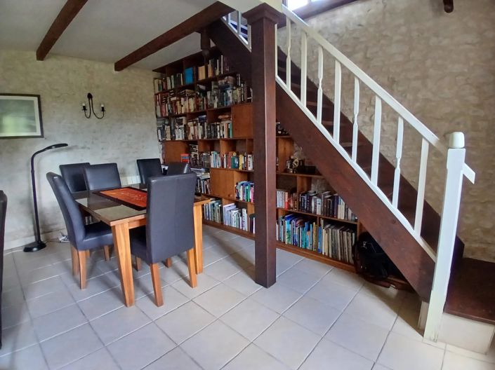 Image No.6-4 Bed House for sale