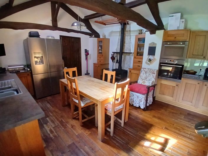 Image No.7-4 Bed House for sale