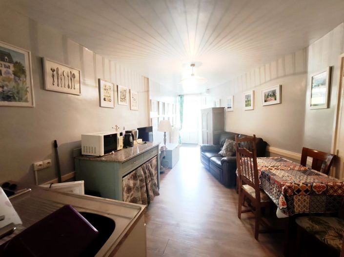 Image No.9-7 Bed House for sale