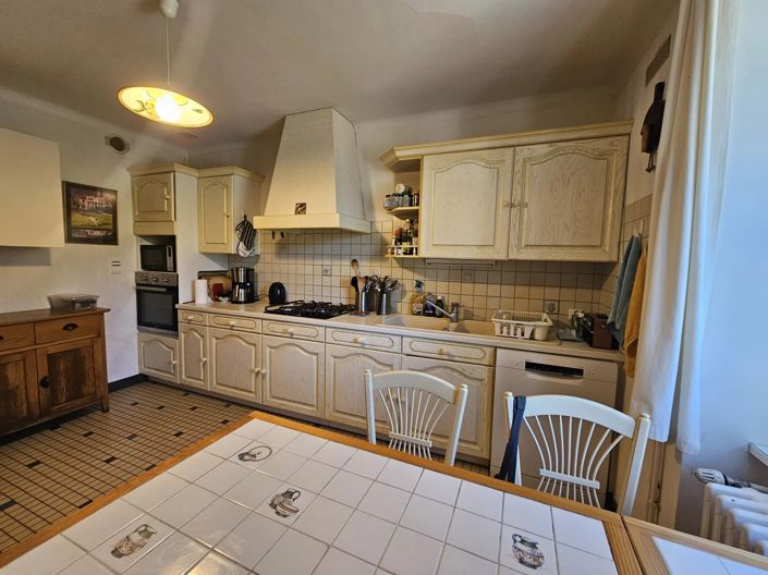 Image No.9-3 Bed Village House for sale