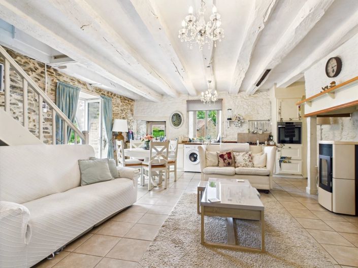 Image No.3-3 Bed House for sale