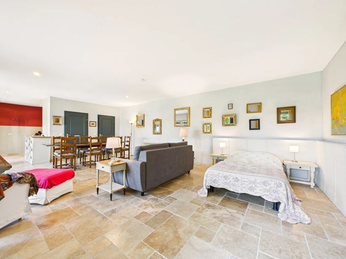 Image No.14-8 Bed House for sale