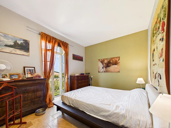 Image No.9-Maison de 8 chambres à vendre à Issigeac